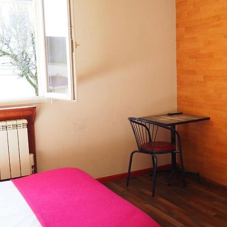 Le Logis De La Garenne Hotel Morestel Kültér fotó