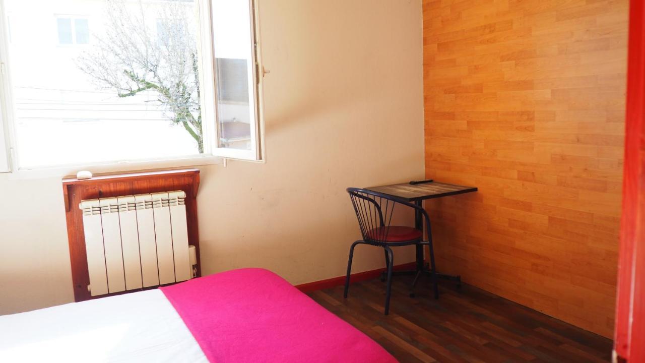 Le Logis De La Garenne Hotel Morestel Kültér fotó