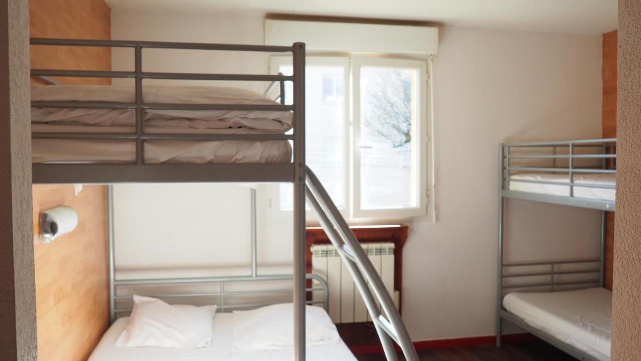 Le Logis De La Garenne Hotel Morestel Kültér fotó