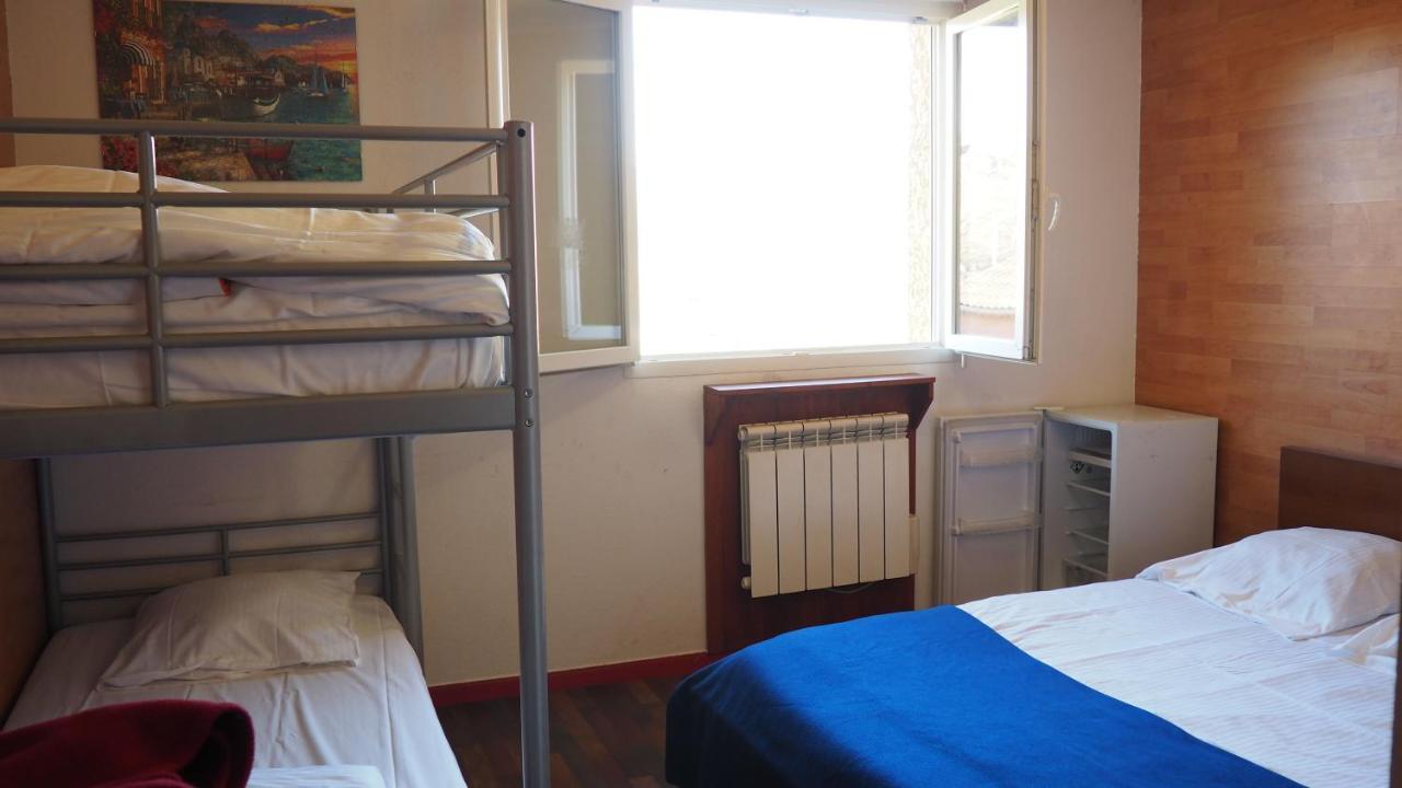 Le Logis De La Garenne Hotel Morestel Kültér fotó